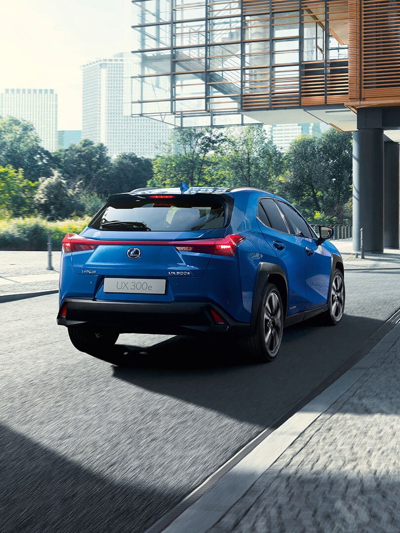 lexus ux 300e local info parallax 8 2021