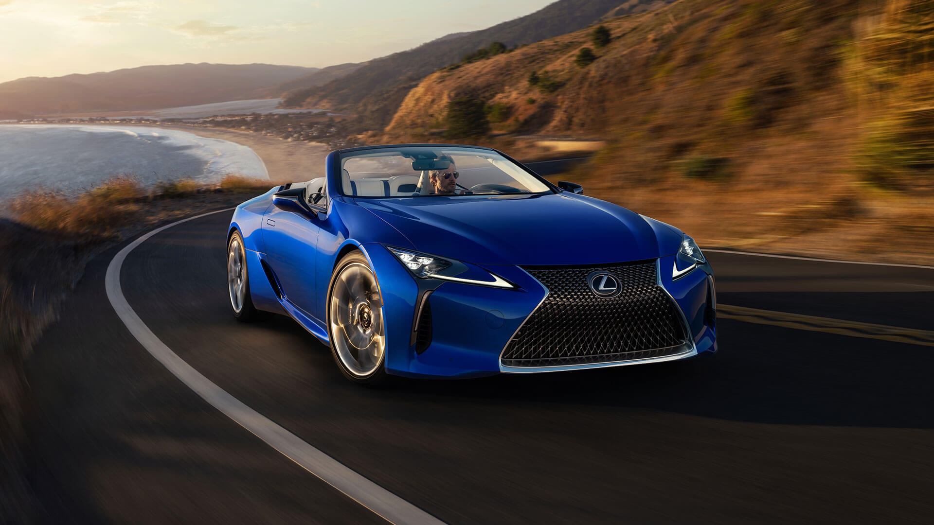 LC Convertible Best Luxury Car Award 010