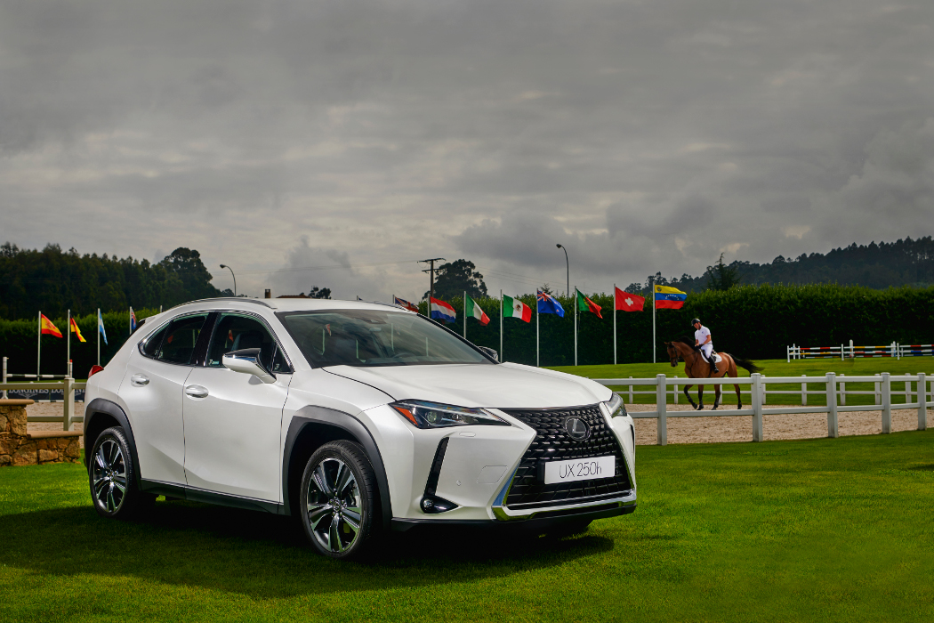 Concurso de Saltos Internacional de Hípica 2018 en A coruña Casas Novas Lexus UX 250h
