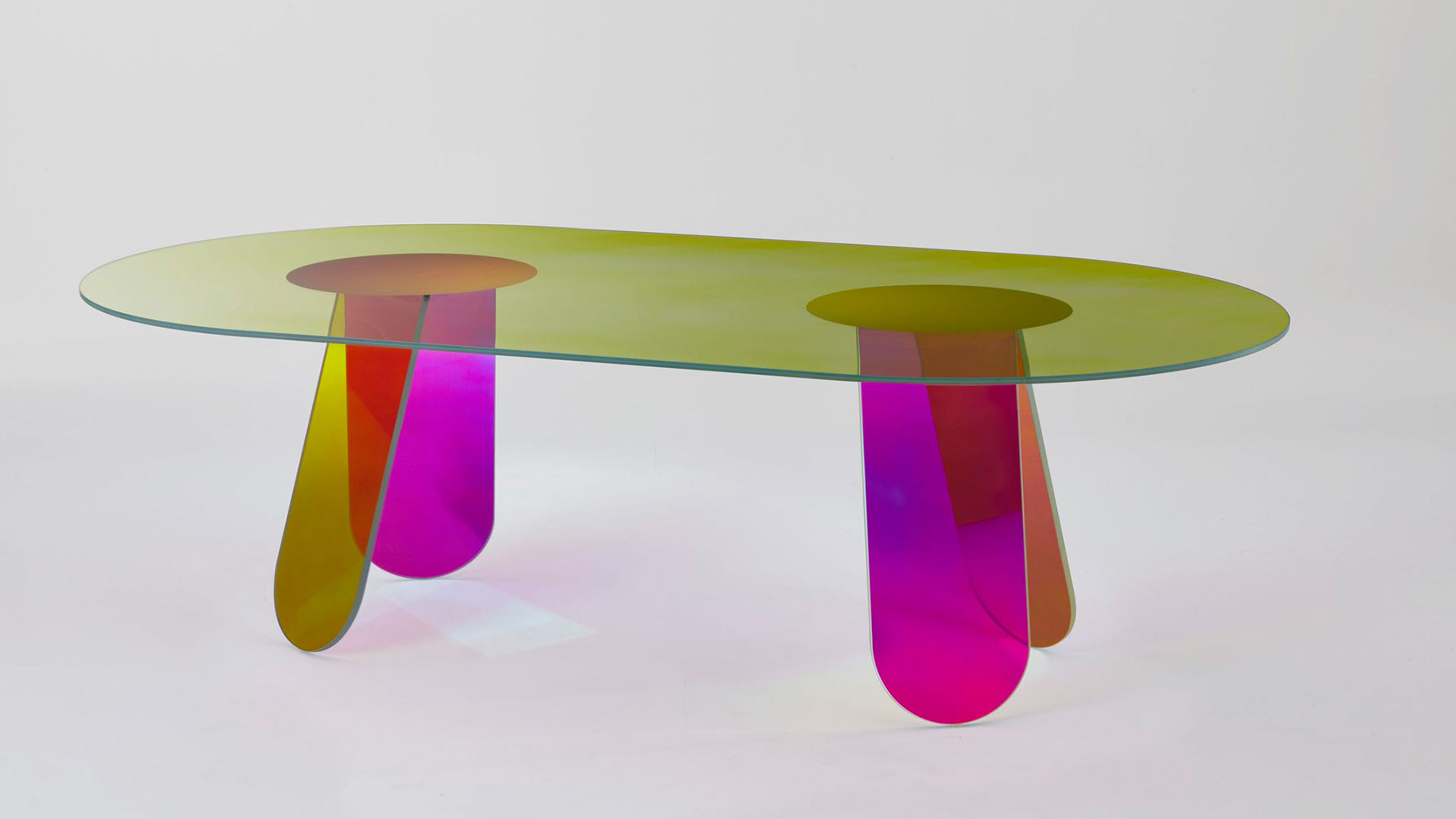 Muebles Patricia Urquiola hero asset