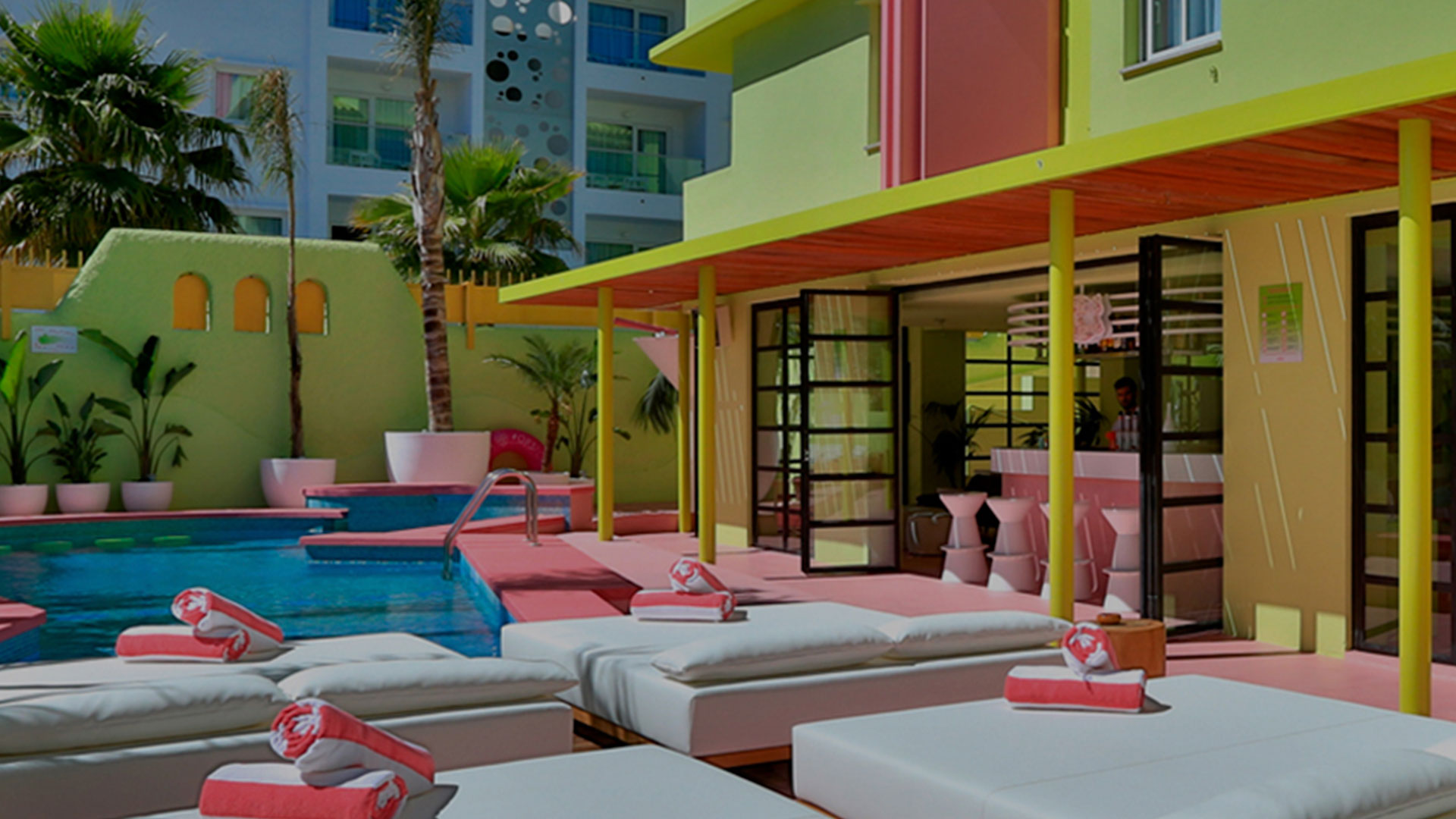 Todos los días son tropicana hero asset