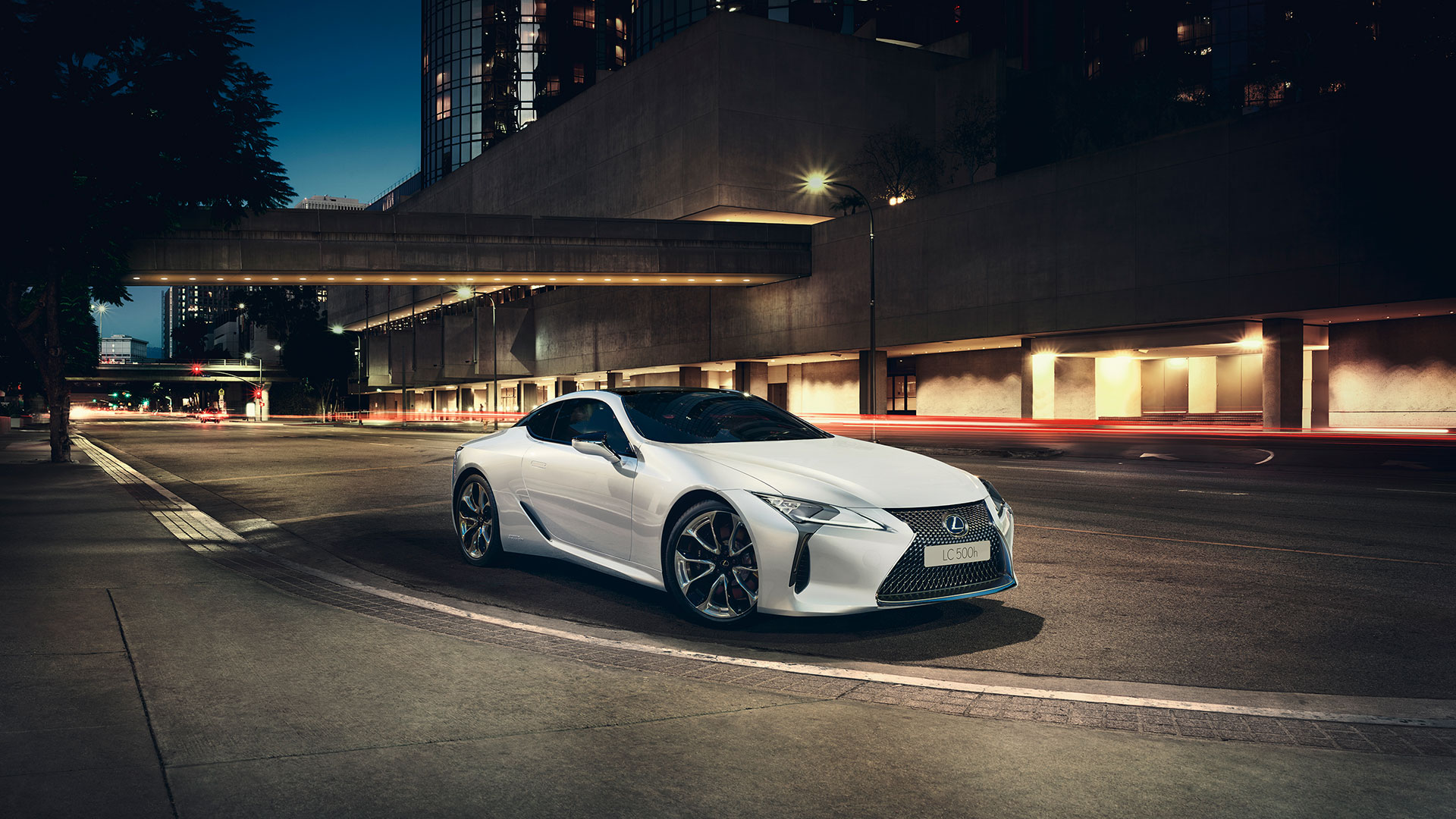 Lexus LC de gira calendario de fechas hero asset