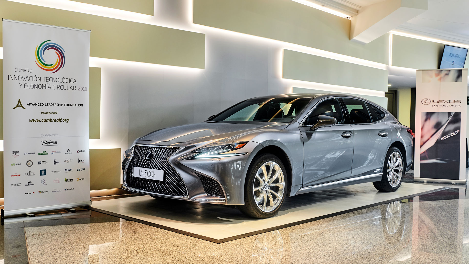 Lexus es la marca de coches oficial de la Cumbre Circular