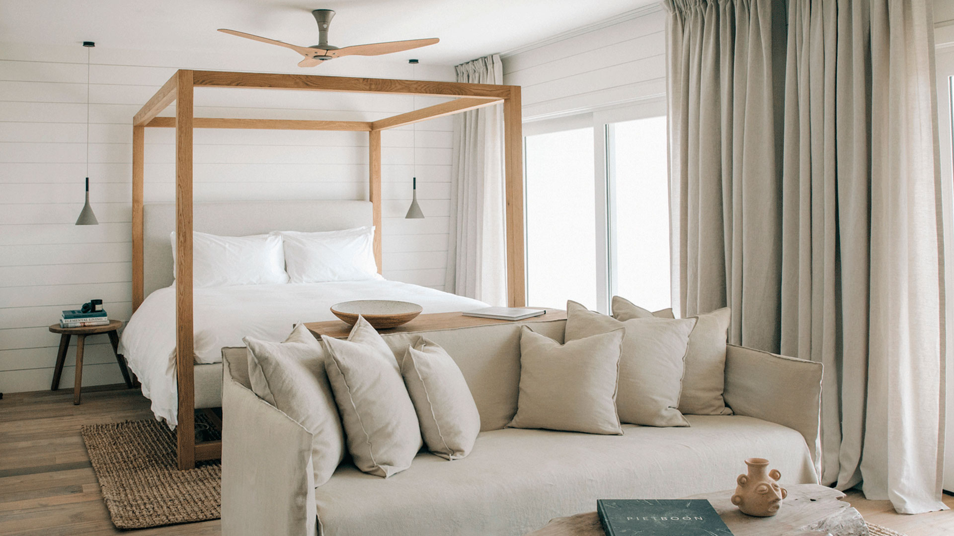 Una de las habitaciones del Hotel Surfrider Malibu