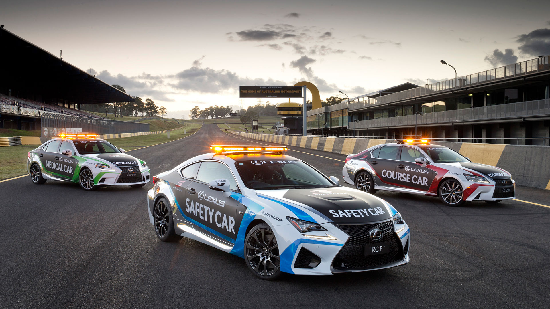 Lexus RC F nuevo Safety Car hero asset