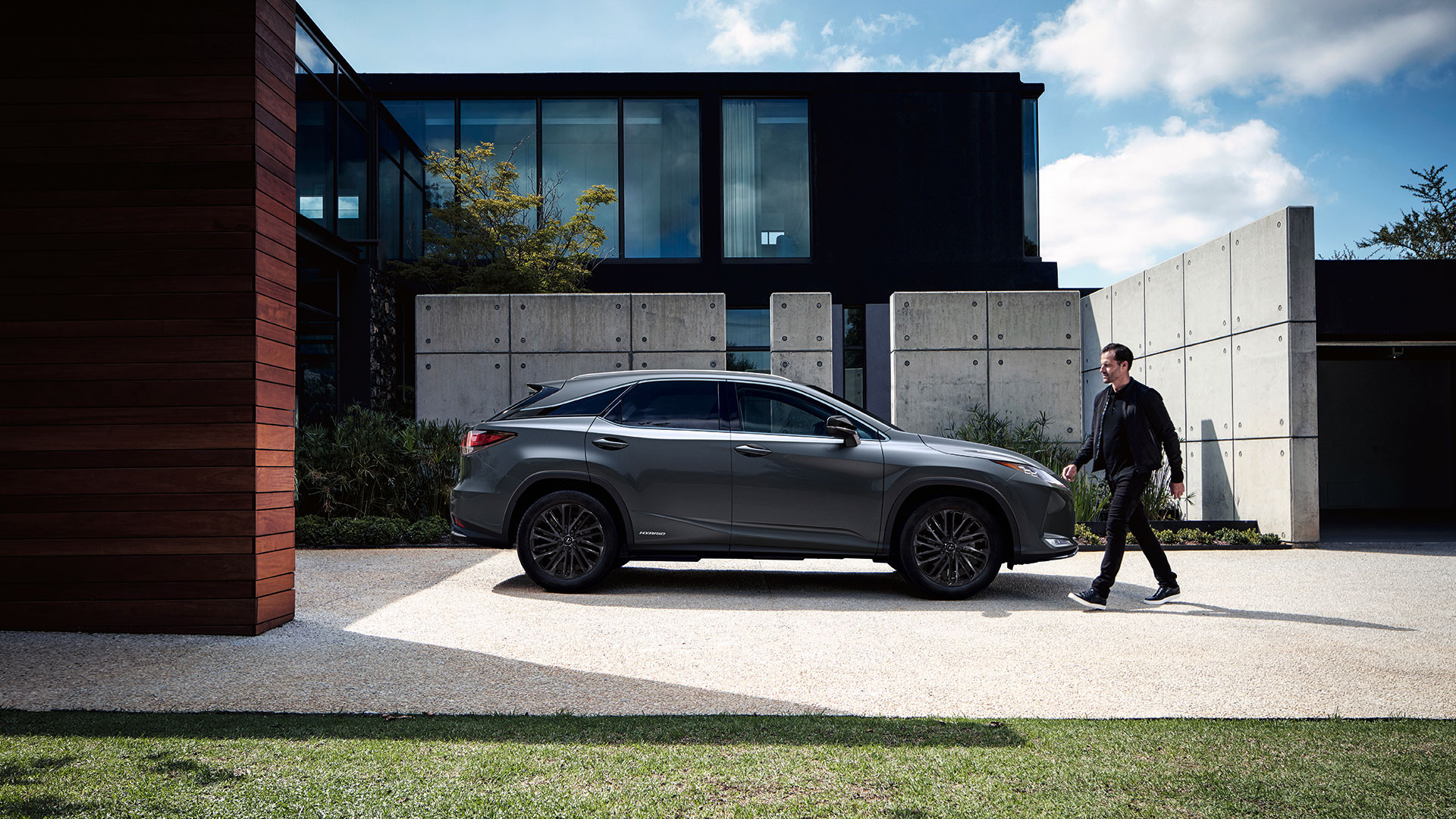 lexus rx 2022 hero asset