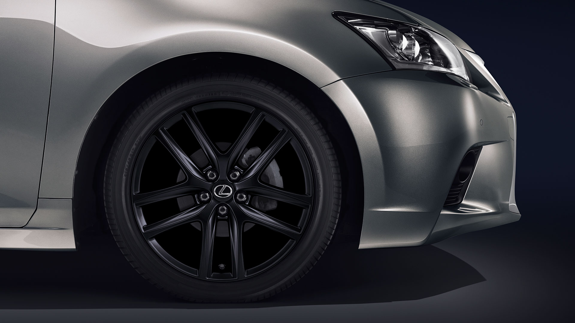 Nueva gama 2013 para el Lexus CT 200h hero asset