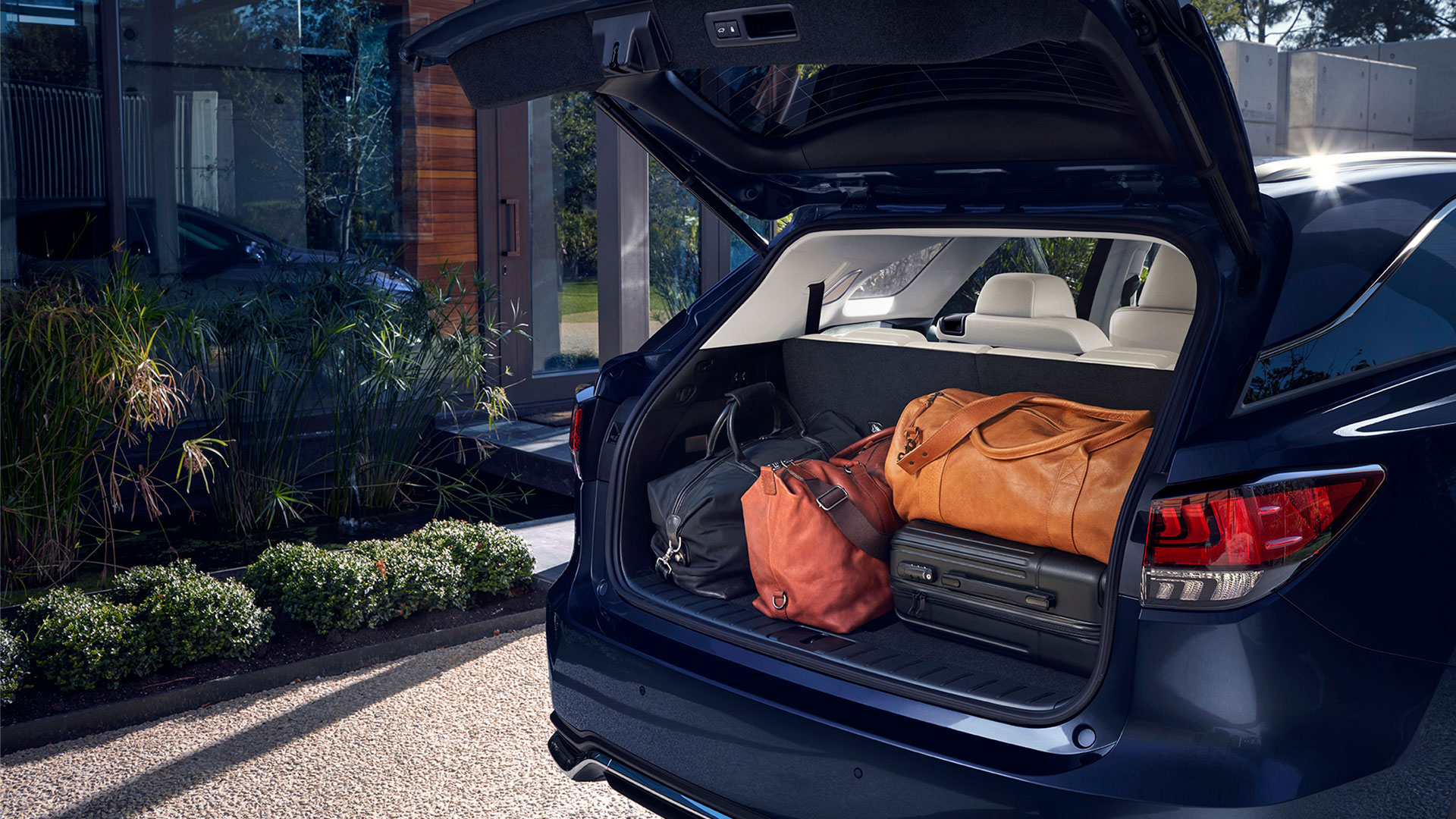 Imagen del nuevo crossover Lexus RX 450h