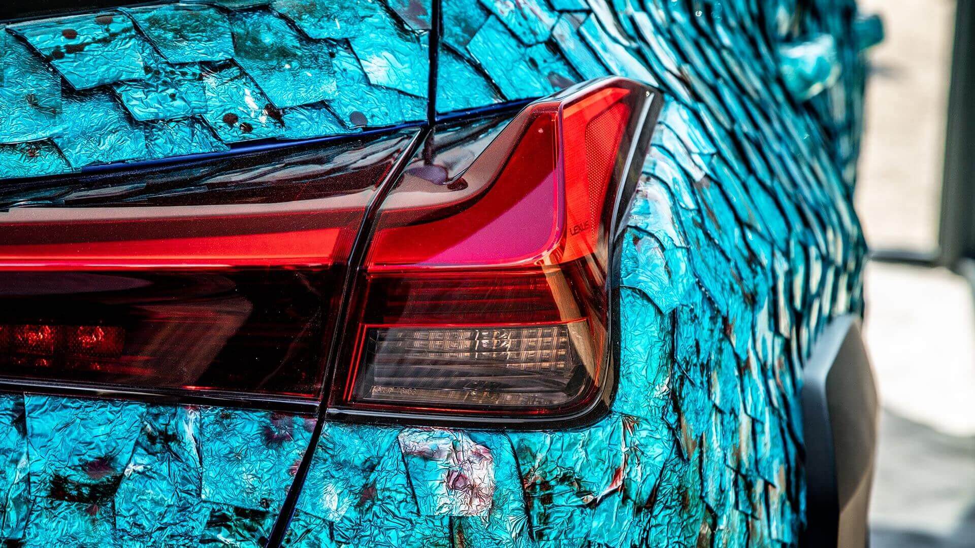 LexusUXArtCar02