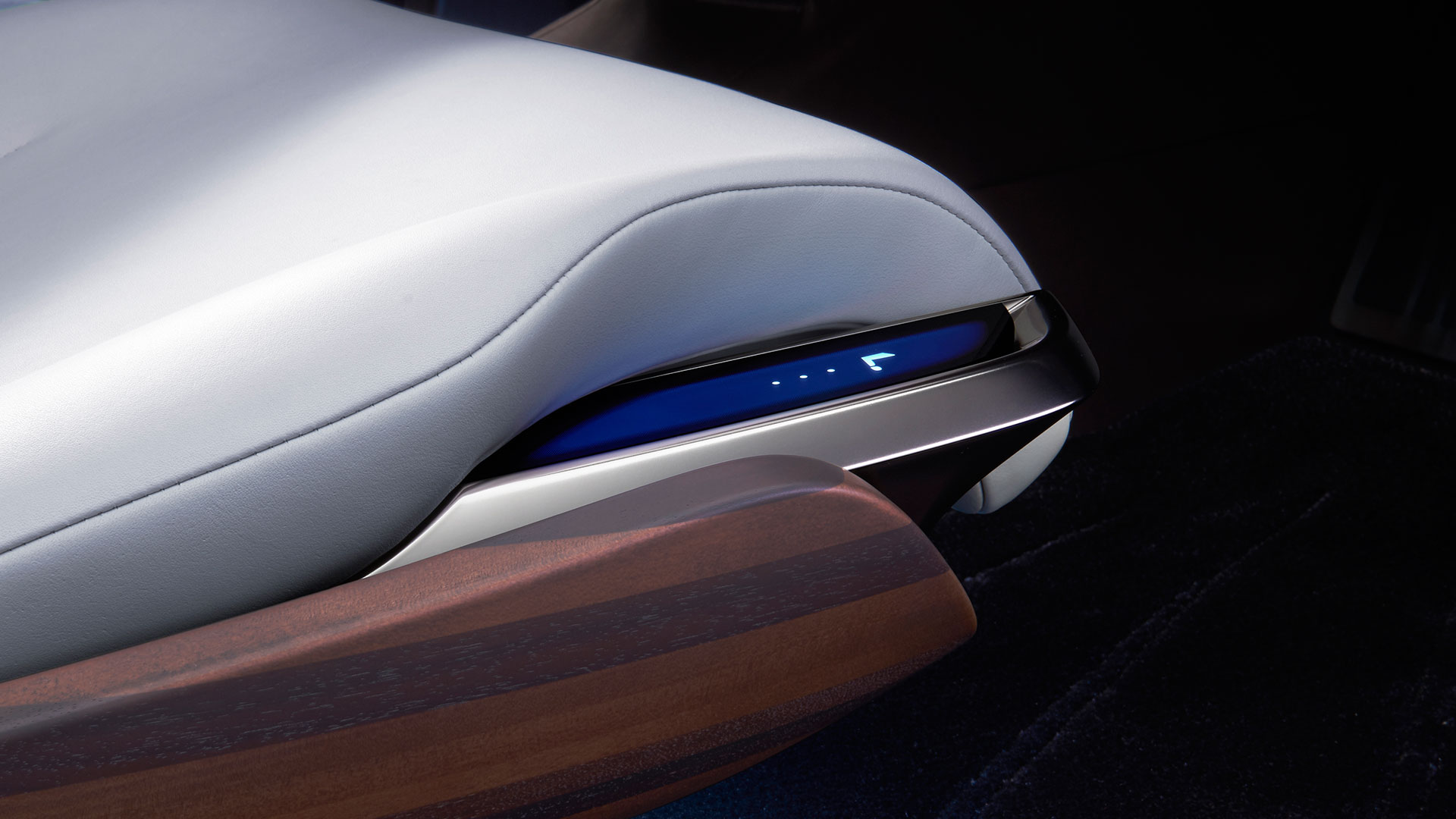 lexus lf fc gallery 14a