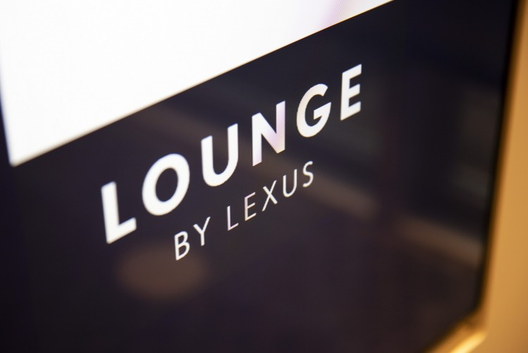 llb lounge sign