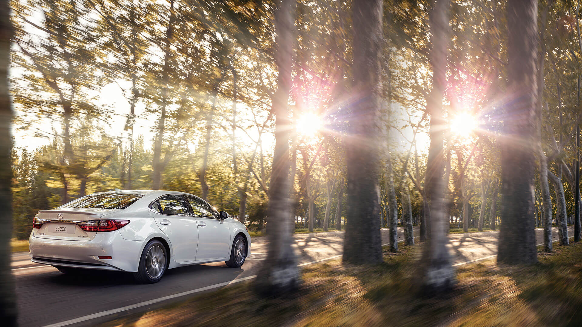 2017 lexus es 200 key features
