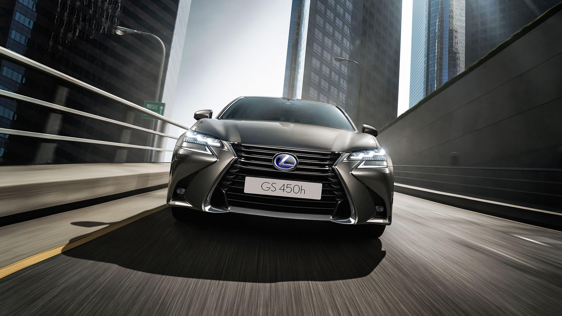 2017 lexus gs gallery 008 exterior