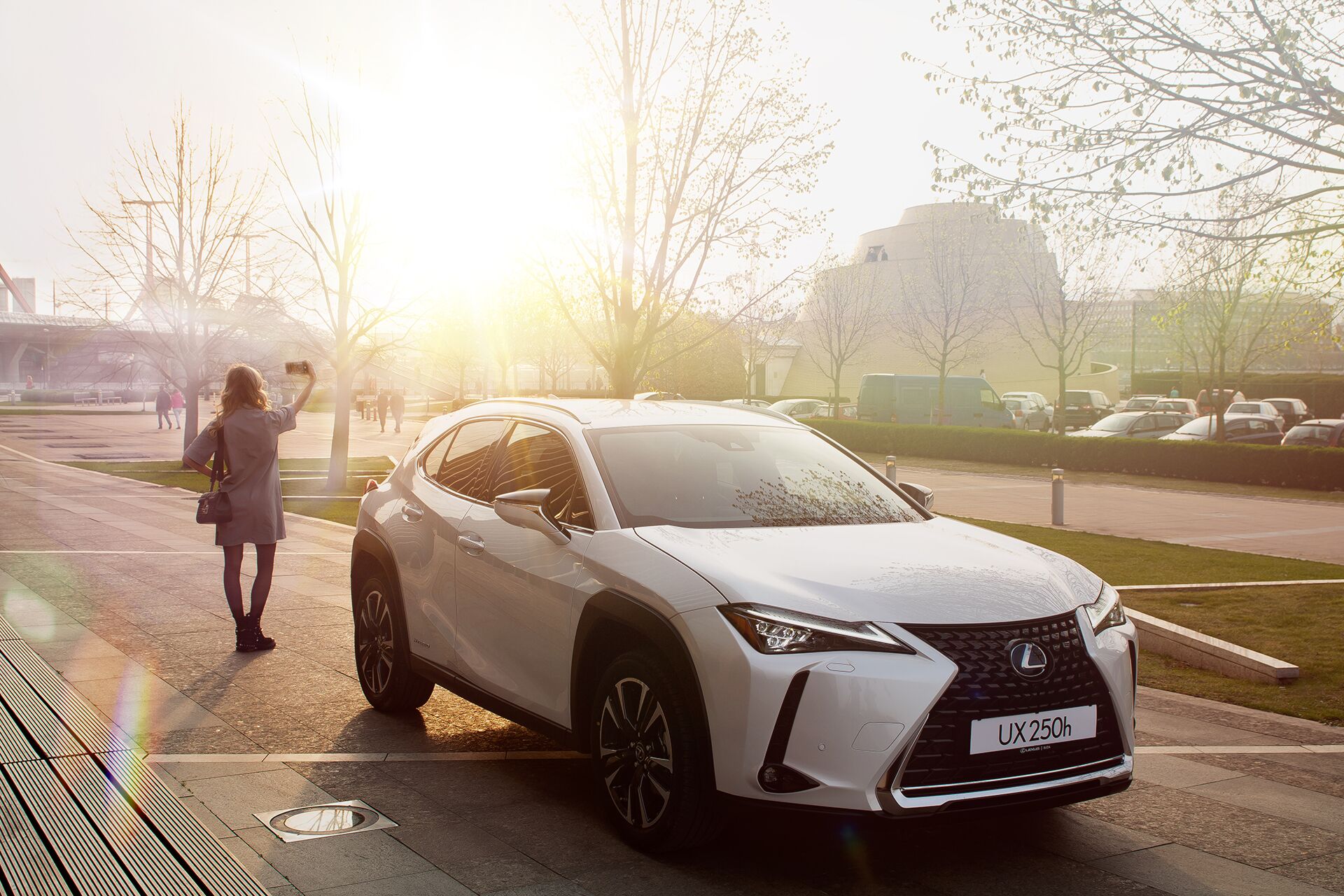 Weisz Fanni Lexus UX 5