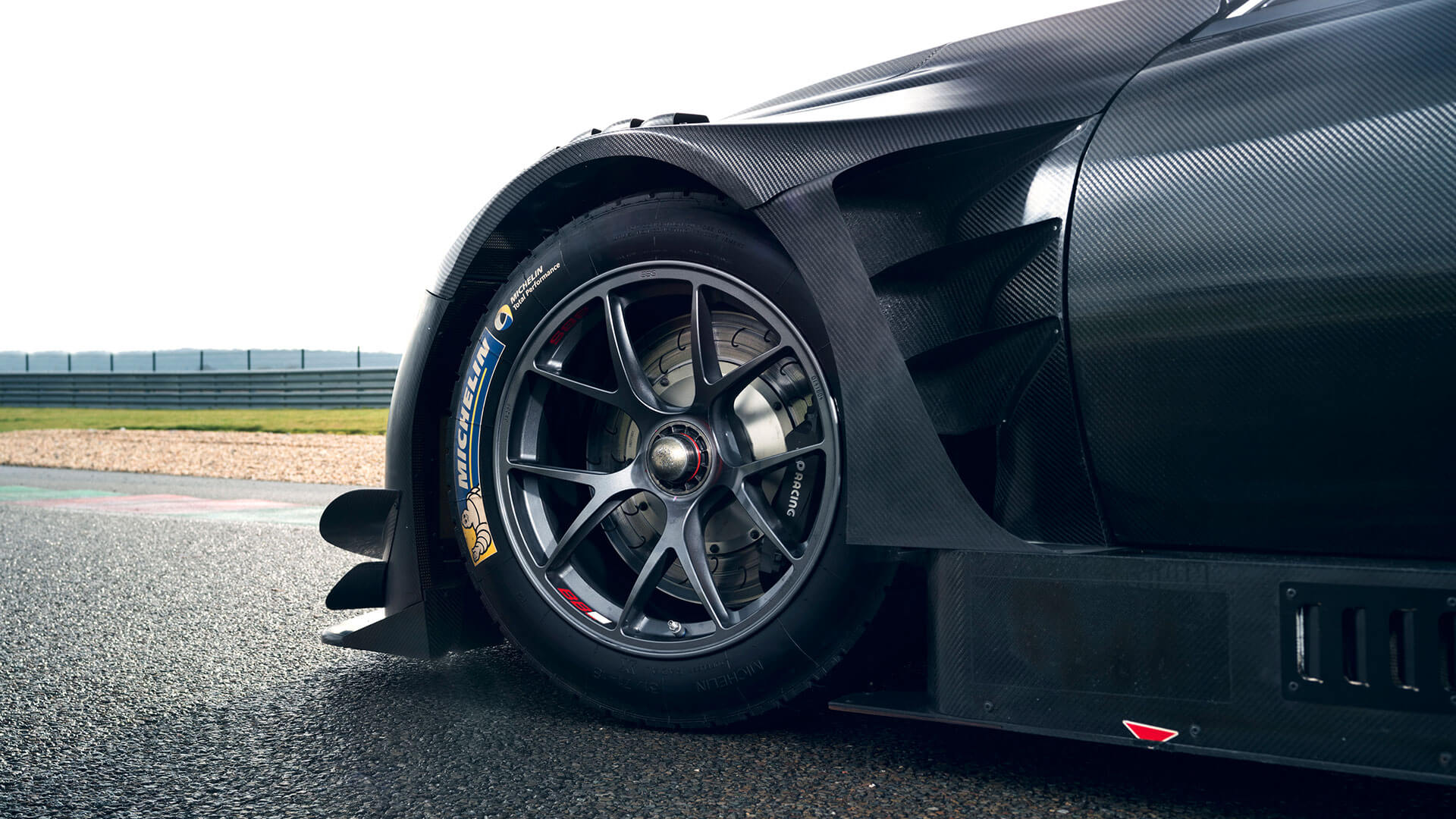 lexus RC F GT3 gallery11