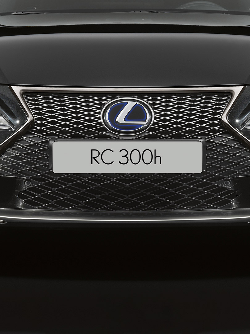 RC F Sport Black Edition fraaie match