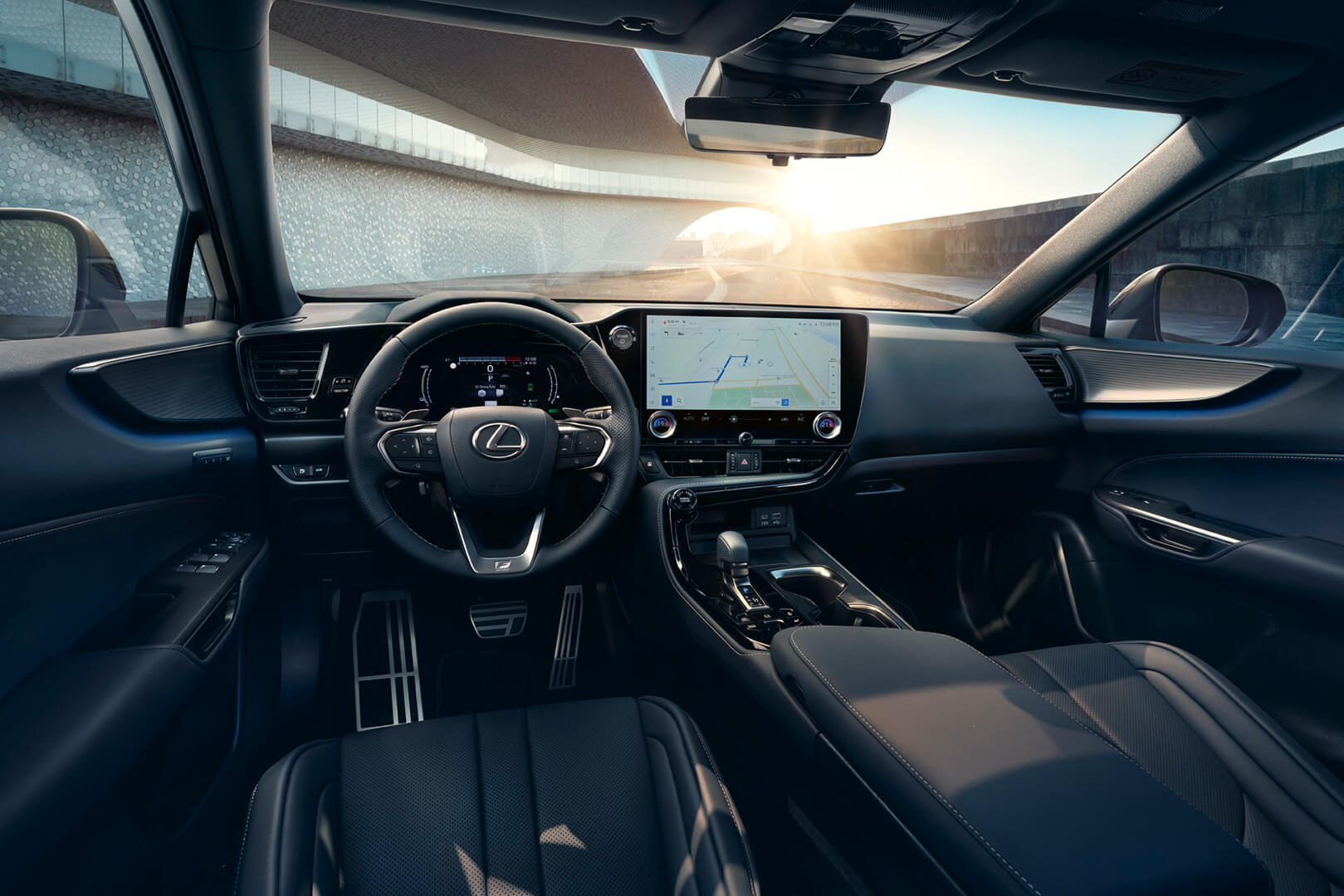 Lexus’un NX 450H Modeli Yılın Plug in Hibrit Aracı Seçildi gallery01