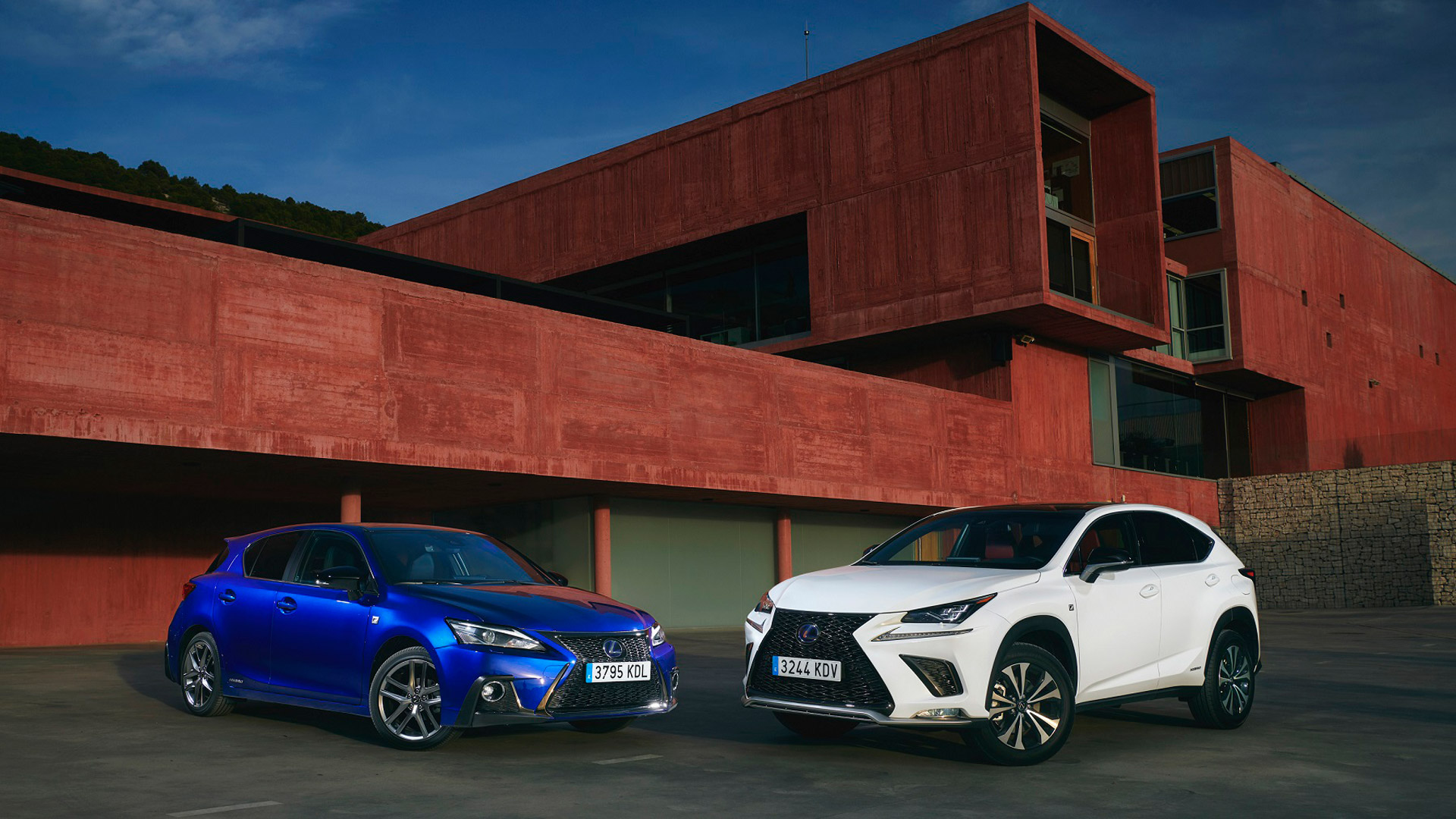 Lexus 8 Yil Üst Üste En Sorunsuz Otomobil Markasi Seçildi gallery02