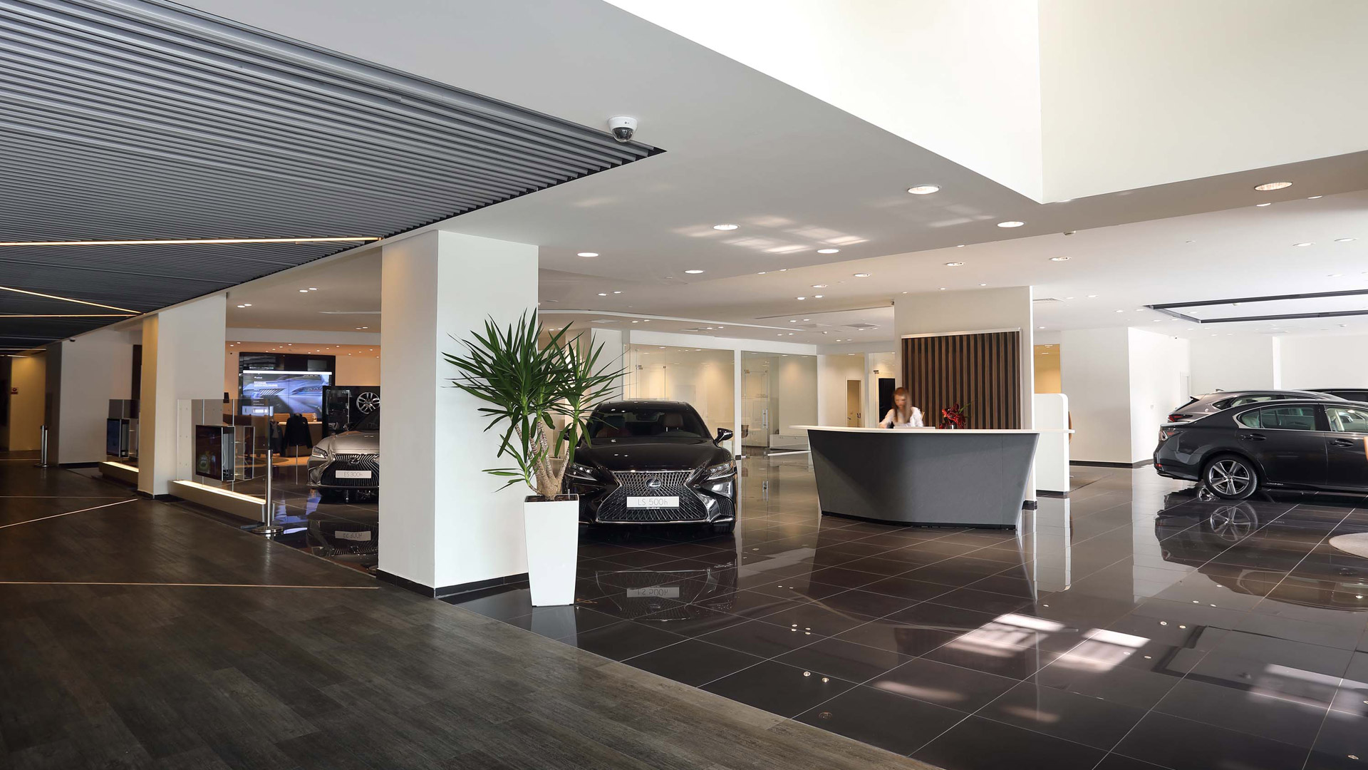 Lexus Dolmabahce Showroom gallery01