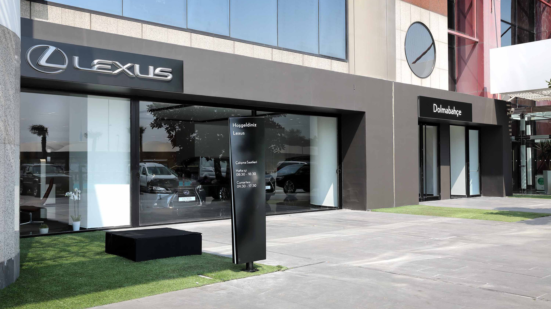 Lexus Dolmabahce Showroom gallery02