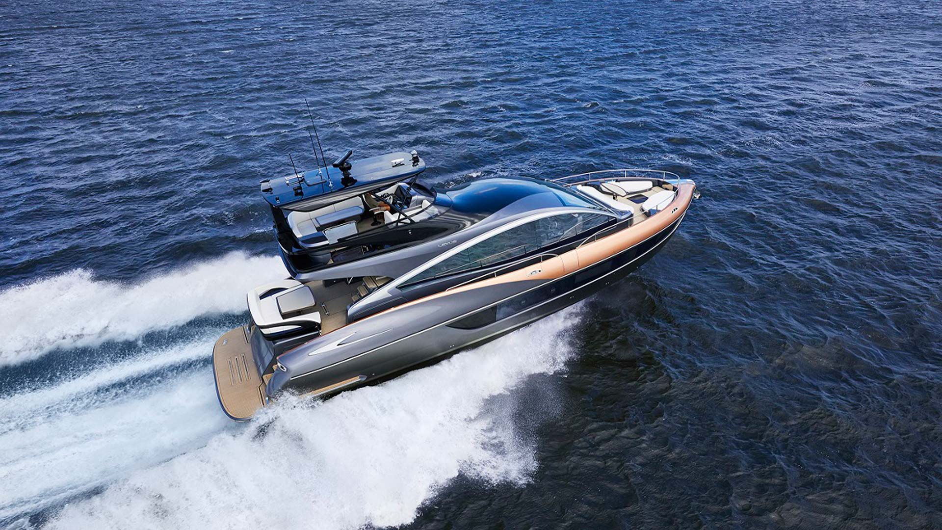 Lexus LY 650 gallery01