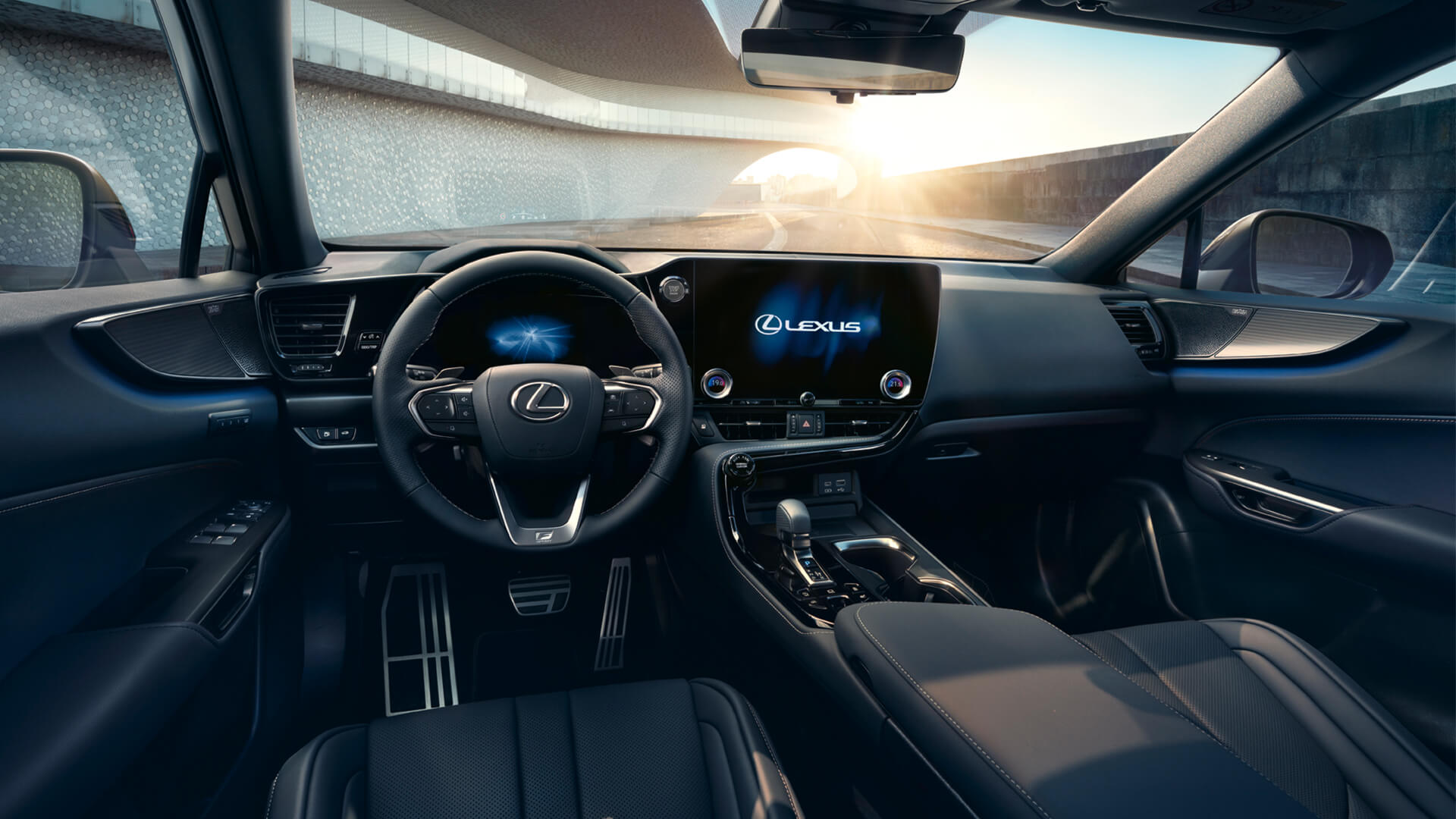 Новий Lexus NX
